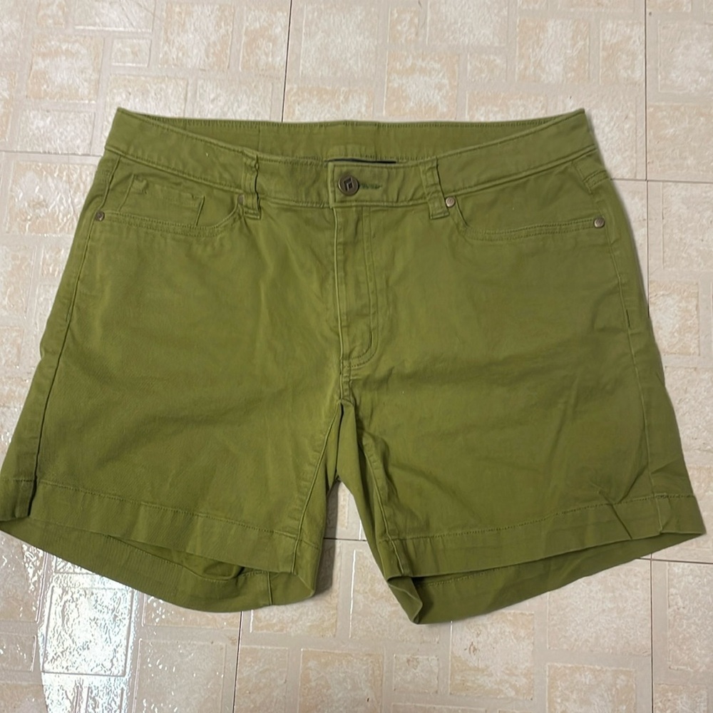 Black Diamond shorts | Size 10